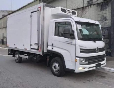 Vw Deliverey expressa bau refrigerado ano 2018 (transferência de dívida)