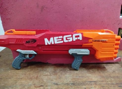 Nerf Mega Twinschok ( ler descrição)