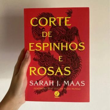 Corte de Espinhos e Rosas - Sarah J Maas