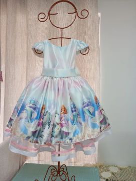 Vestido lindo princesa Sofia Novo