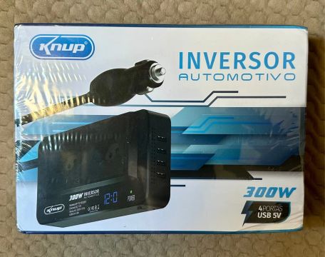 Inversor automotivo 300W Knup com 4 portas USB