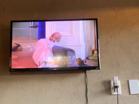 Vendo televisão chama na proposta