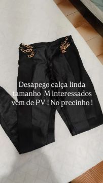 Roupas conjuntos e calças 