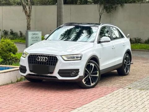 Audi Q3 2.0 Tfsi Ambiente S-tronic Quattro 5p