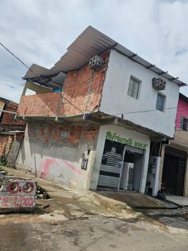 Casa Comercial com Excelente Localização!