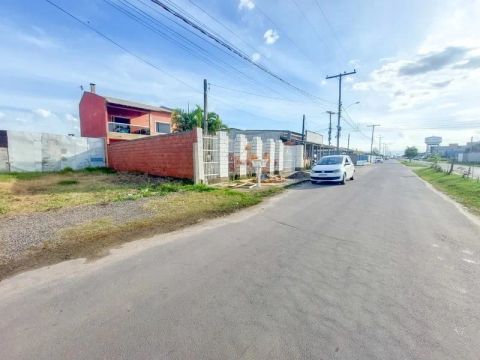 MEIO TERRENO NO BAIRRO GUARANI