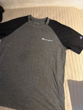 Camiseta Champion - Cinza e Preto