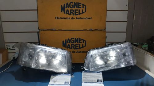 Par de faróis UNO 2004 á 2012 ORIGINAIS FIAT /Magnete Marelli Novos