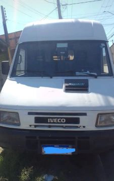 Iveco daily 35-10 R$ 35.000,00