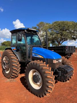 Trator New Holland TL95E