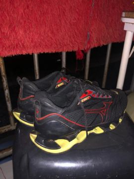 MIZUNO PROPHECY 11