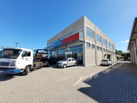 Sala comercial ampla, em Camobi