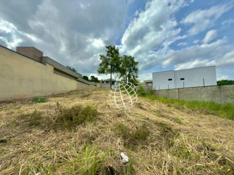 Terreno à venda, 672 m² por R$ 700.000,00 - Jardim do Lago - Atibaia/SP