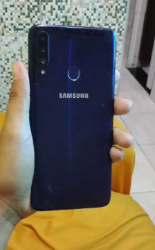 Samsung Galaxy A20 - Preto