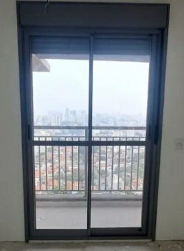 3 Portas com persiana blackout alumínio cinza novas 1.40 L x 2.40.