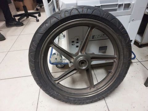 Roda cbx 250 twister 