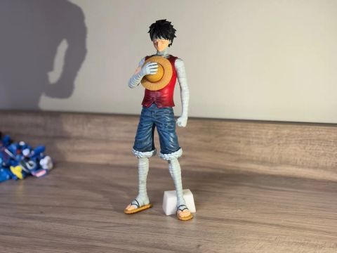 Boneco de ação Luffy One Piece