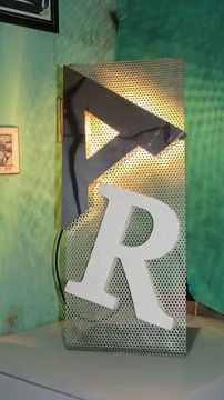 Abajur ou luminária Letras 