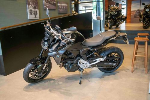 BMW F 900 R SPORT PLUS 