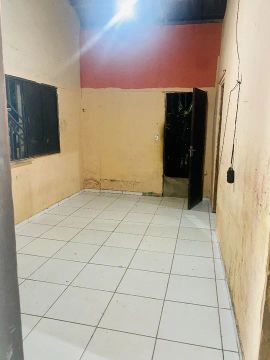 Aluga-se casa no Santa Tereza 2