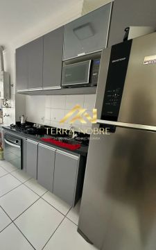 Apartamento Padrão de 2- dormitórios com sacada e vaga de garagém coberta a 15 minutos cen