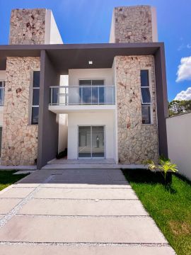 Eusebio, Lindos Duplex Com 3 Quartos Viz. Ao Quintas Do Lago; 100M Da Ce 010! Cód. PVTKFK