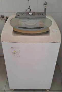 Máquina de Lavar Automática