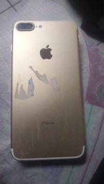iPhone 7 dourado - ótimo estado