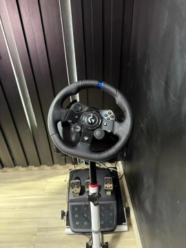 Volante logitech g923+ cockipt