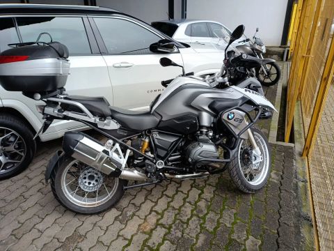 GS1200
