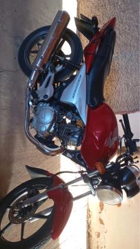 Vendo moto 