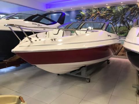 Lancha Focker 240 