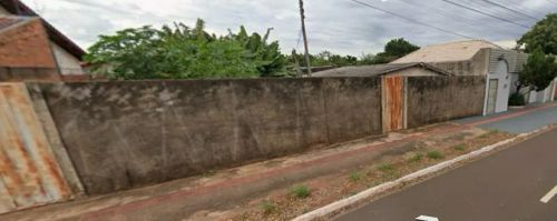 Terreno no Bairro Vila Duque de Caxias