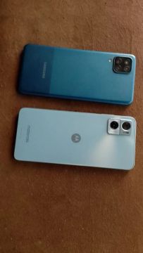 2 telefones novos