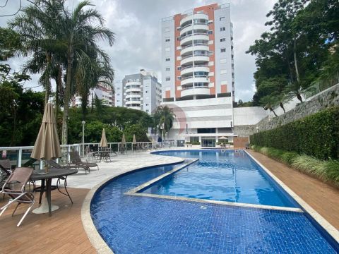 Apartamento com 3 quartos no Pantanal