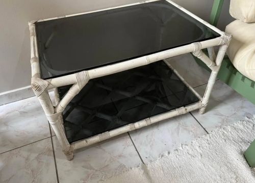 (DUAS) Mesa de centro e mesa lateral patina branca