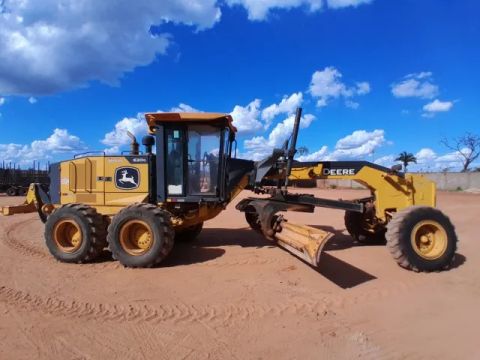 Motoniveladora JD 620G 14T