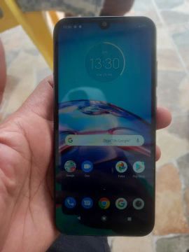 Vende-se Motorola mot é6s  64gb 
