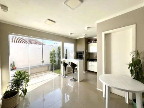 Casa Mobiliada de 2 dormitórios no Moradas Clube!