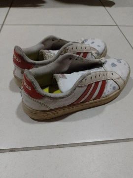 Tênis Adidas Branco