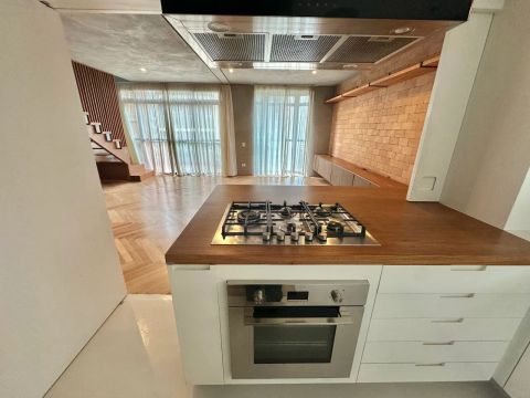 Duplex para aluguel com 140 metros quadrados com 2 quartos em Pinheiros - São Paulo - SP