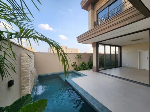 Casa à venda, Condomínio Florais do Parque, 263 m², próximo ao Parque tia Nair, Morada dos