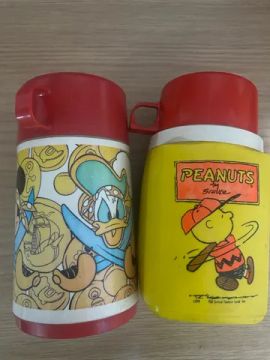 Garrafas térmicas - snoop 1965 - Disney 1988 lindas 