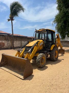 Retroescavadeira Jcb 3cx 2019 ( Dono )