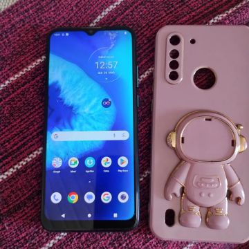 Moto G8 Power lite