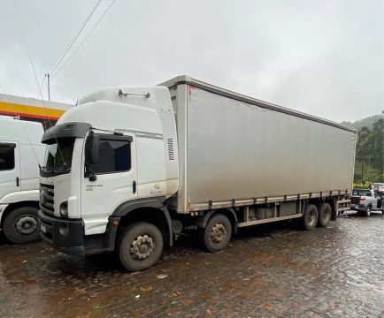 Caminhão VW 30330 2018 Sider - Excelente estado