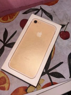 Caixa de iPhone 7 Gold 