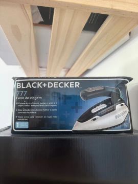 Ferro de Viagem Black+Decker 777