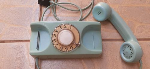 Telefone antigo 