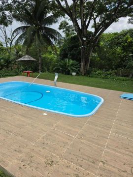 ALUGO casa com Piscina e Hidromassagem em Sao Lourenço da Mata 